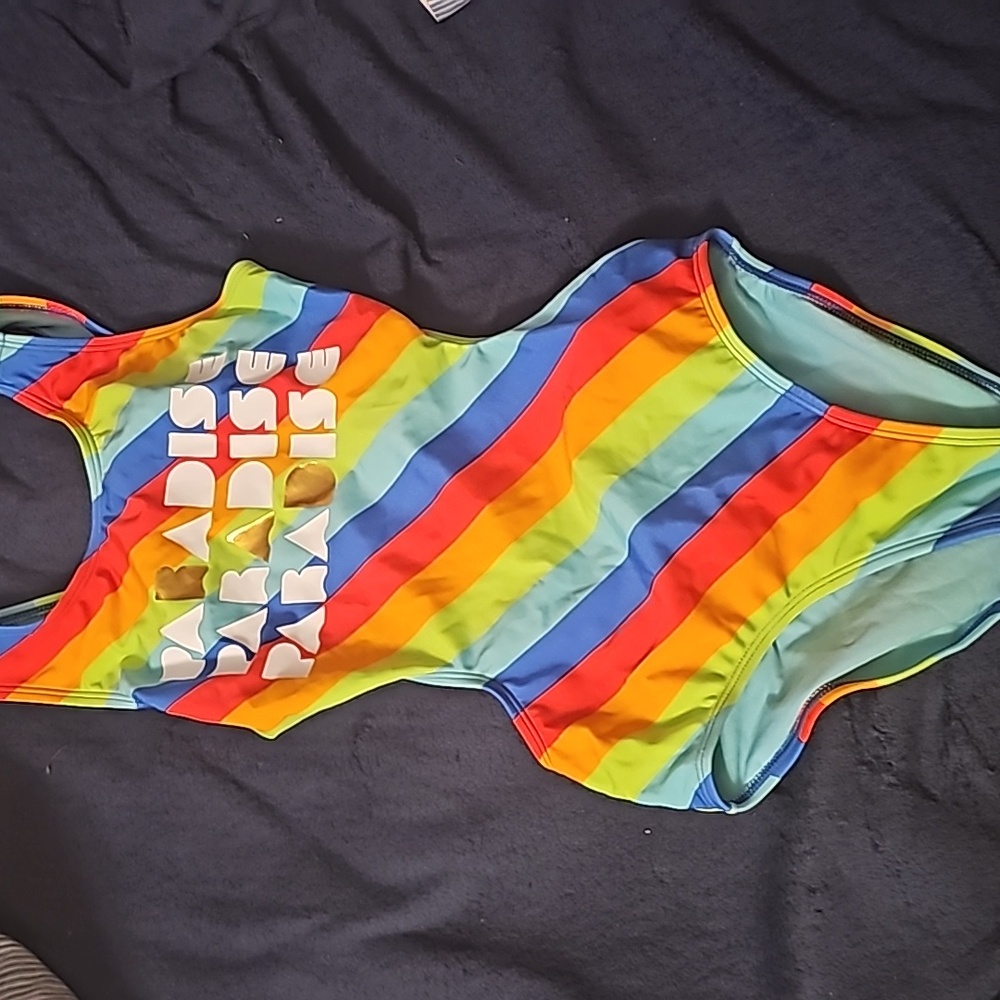 Like new bathing suit... art class L